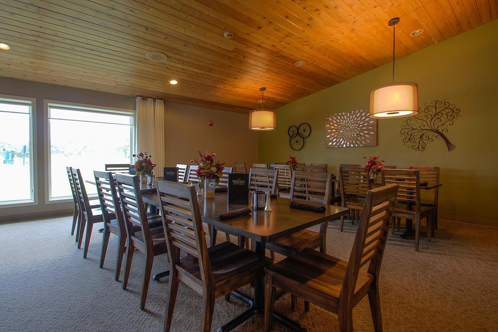 Comfort Suites At Par 4 Resort Waupaca Buitenkant foto