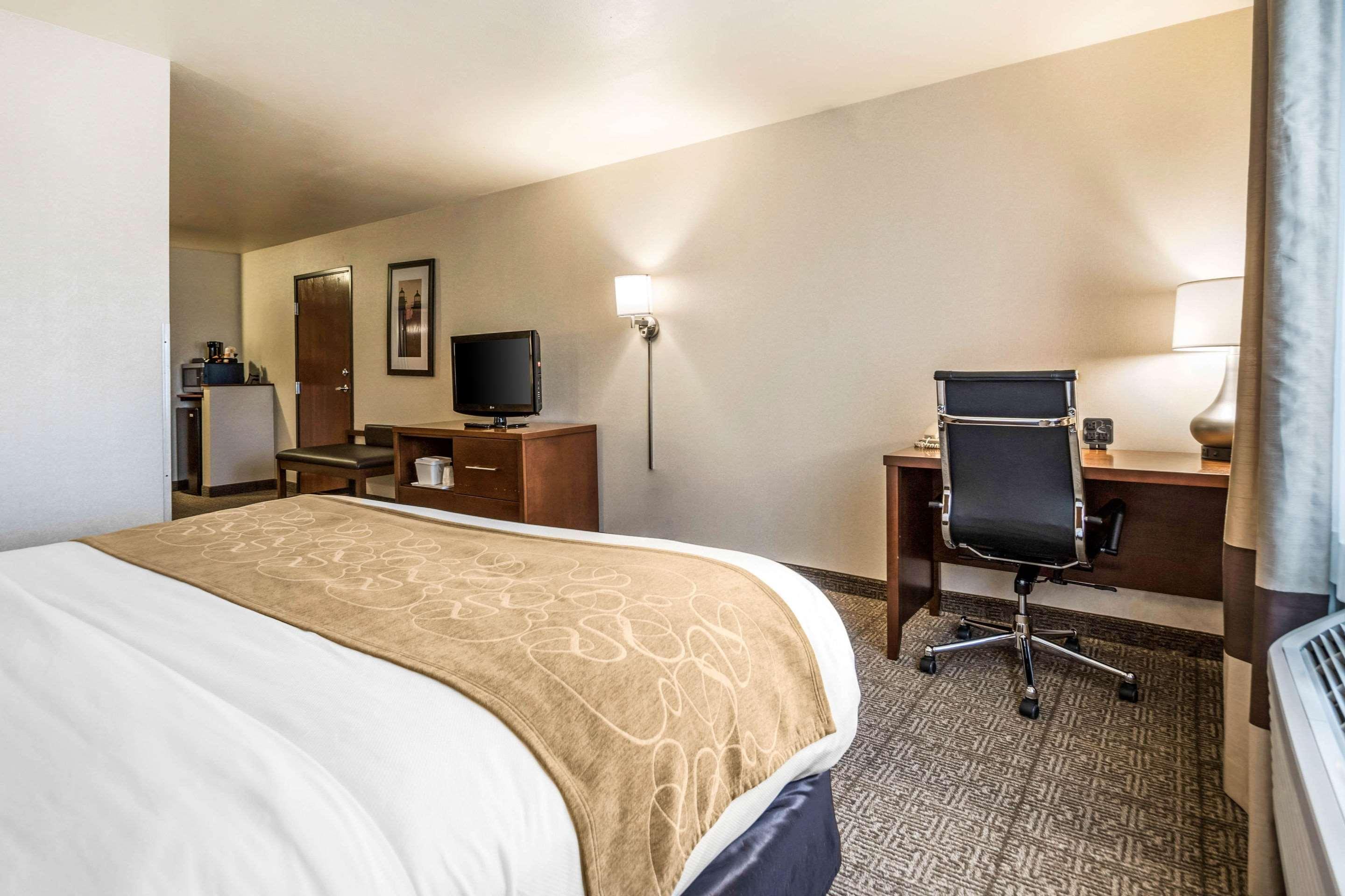 Comfort Suites At Par 4 Resort Waupaca Buitenkant foto