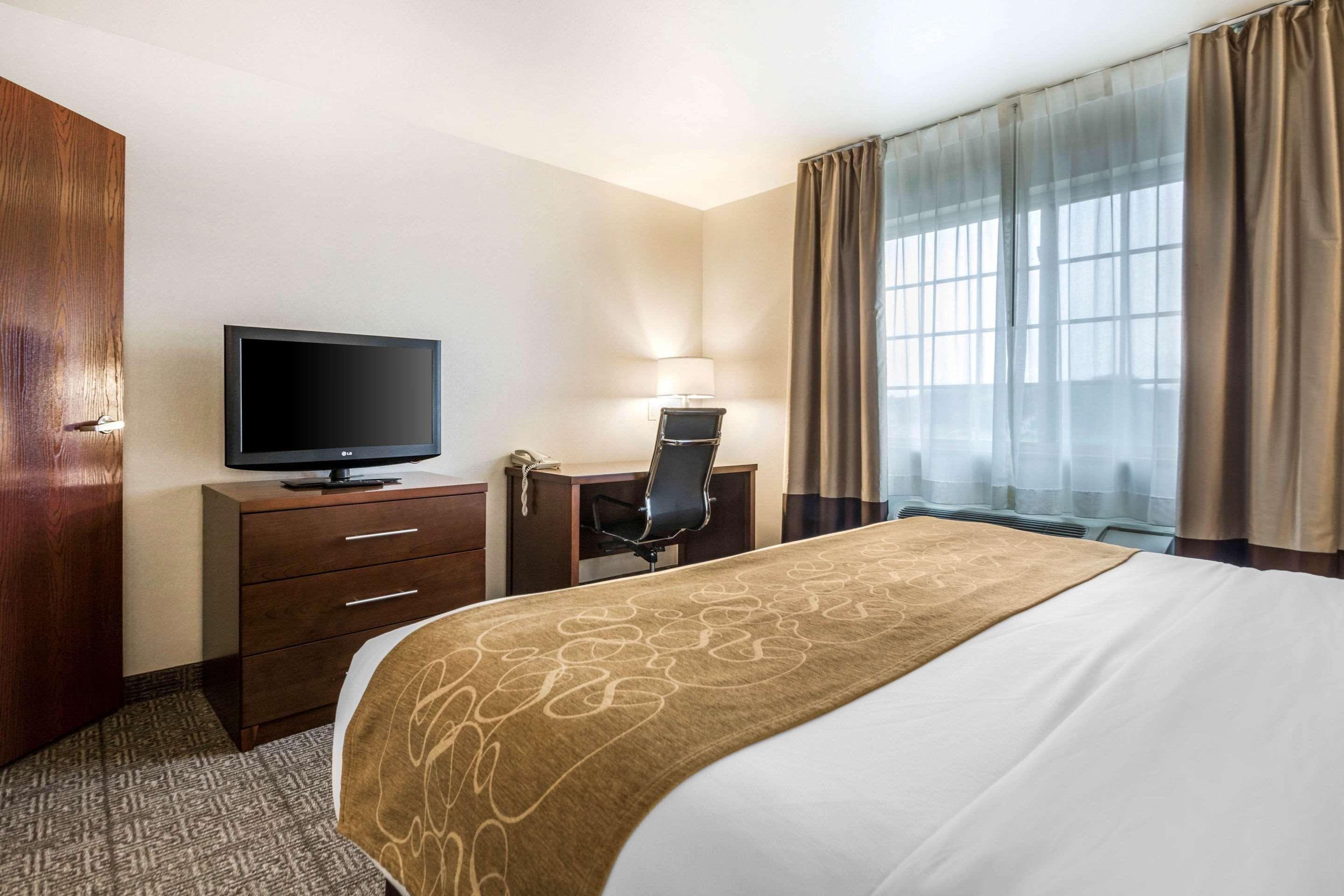 Comfort Suites At Par 4 Resort Waupaca Buitenkant foto