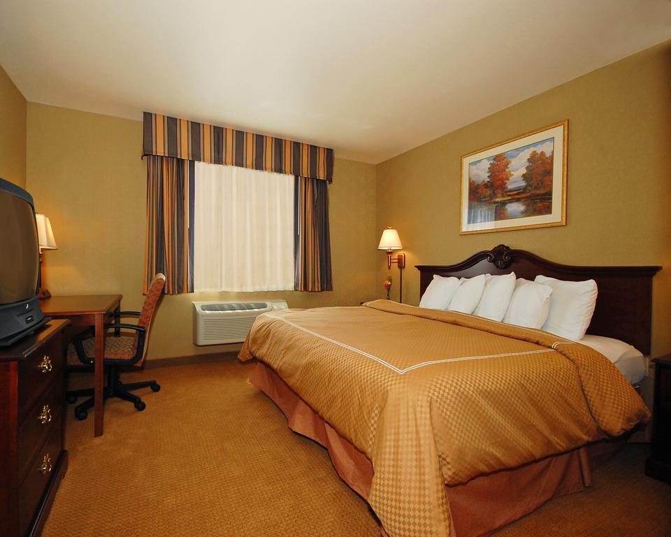 Comfort Suites At Par 4 Resort Waupaca Buitenkant foto